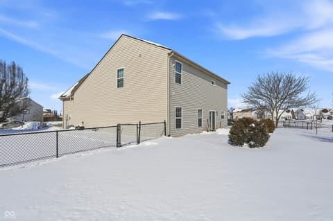 Photo of 1071 Hazelwood Drive, Greenwood, IN