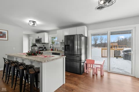 Photo of 8357 N County Road 300 W, Seymour, IN