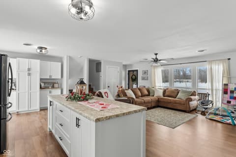 Photo of 8357 N County Road 300 W, Seymour, IN