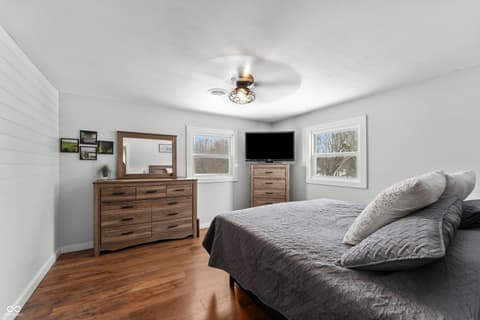 Photo of 8357 N County Road 300 W, Seymour, IN