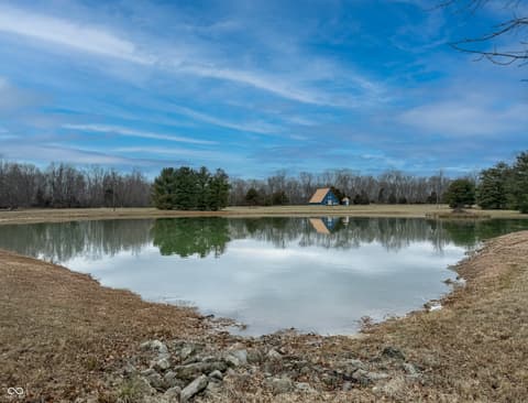 Photo of 8357 N County Road 300 W, Seymour, IN