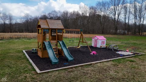 Photo of 8357 N County Road 300 W, Seymour, IN