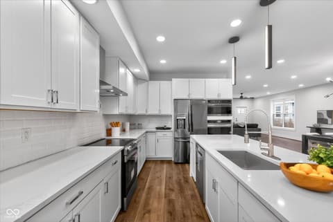 Photo of 220 Eastern Avenue, Indianapolis, IN