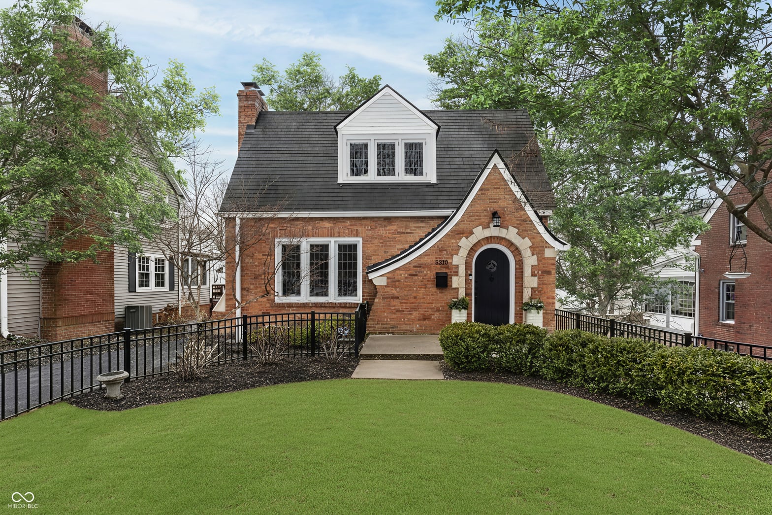Photo of 5310 N Kenwood Avenue, Indianapolis, IN