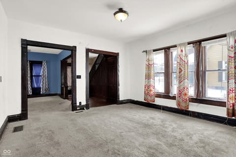 Photo of 614 E Main Street, Greenfield, IN