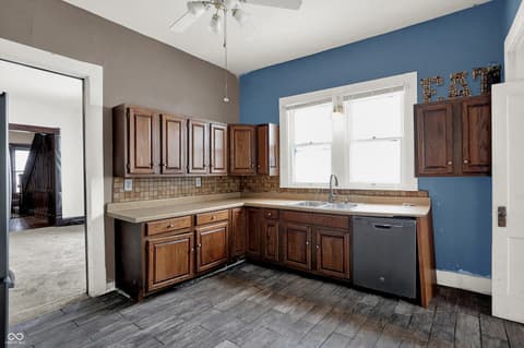 Photo of 614 E Main Street, Greenfield, IN