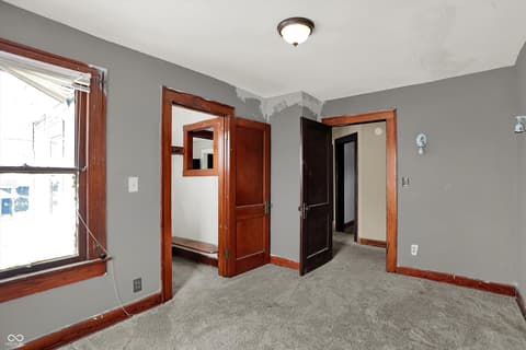 Photo of 614 E Main Street, Greenfield, IN