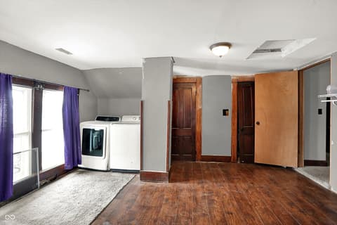 Photo of 614 E Main Street, Greenfield, IN