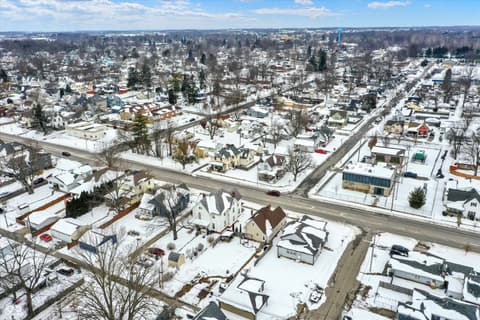 Photo of 614 E Main Street, Greenfield, IN