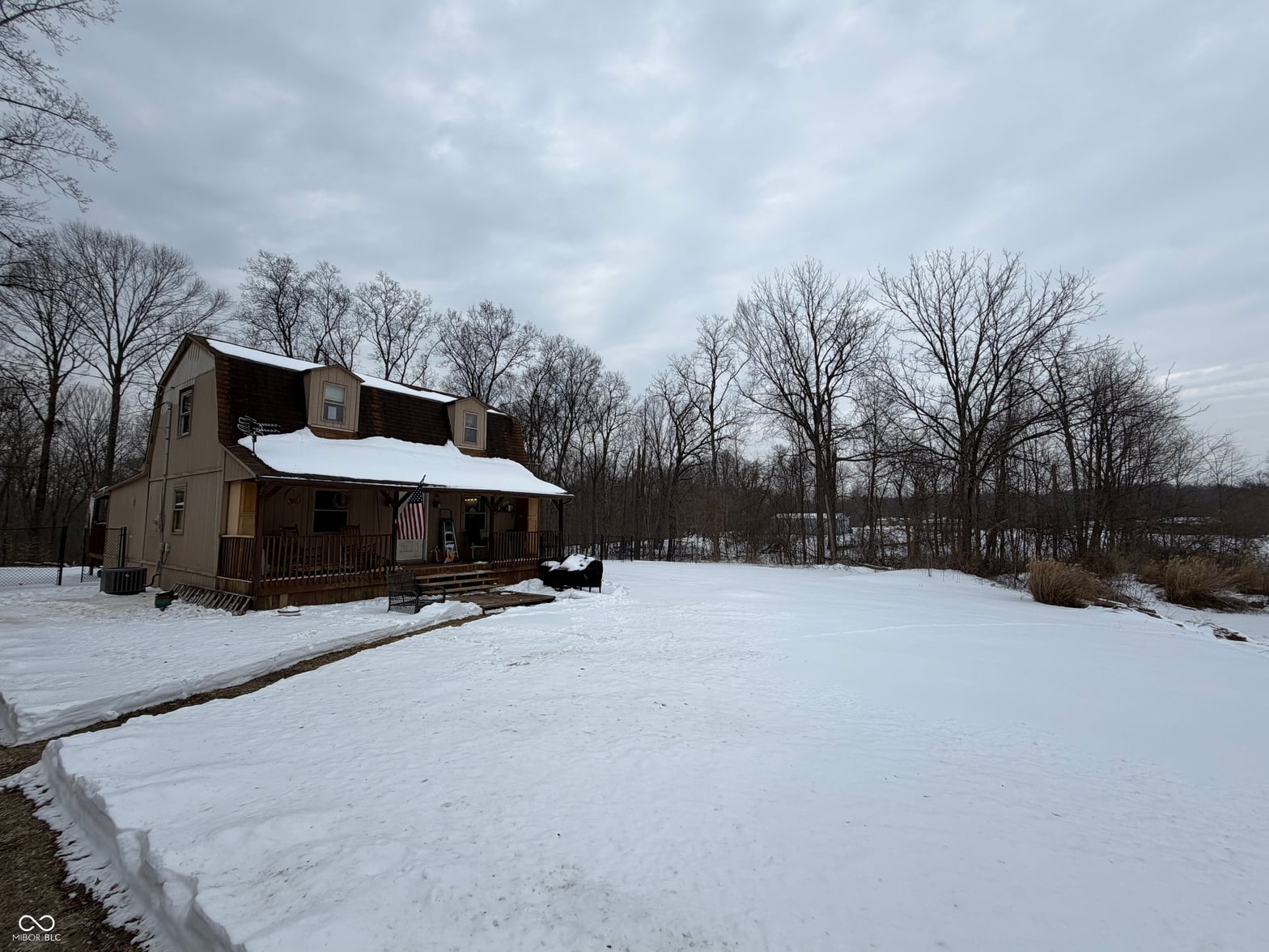 Side exterior at 29 Buck Lane, Spencer, IN