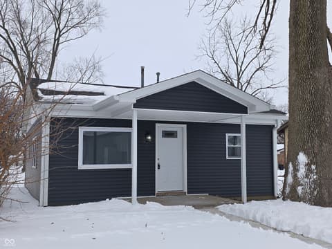 Photo of 904 Moriseni Street, Shelbyville, IN