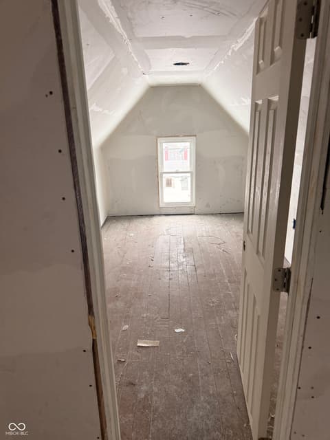 Bonus room at 2115 S I Street, Elwood, IN