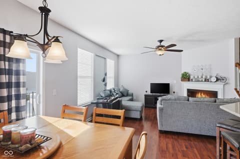Dining room at 6343 Central Boulevard, Whitestown, IN