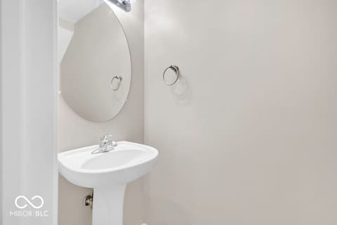 Photo of 1250 W Adams Hill Circle, Bloomington, IN