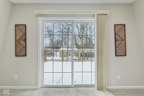 Living room at 38 Homestead Drive, Sheridan, IN