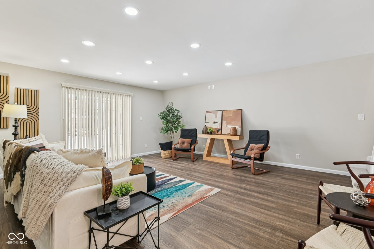 Family room at 38 Homestead Drive, Sheridan, IN