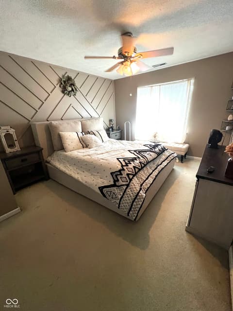 Photo of 9440 Enclave Drive, Avon, IN