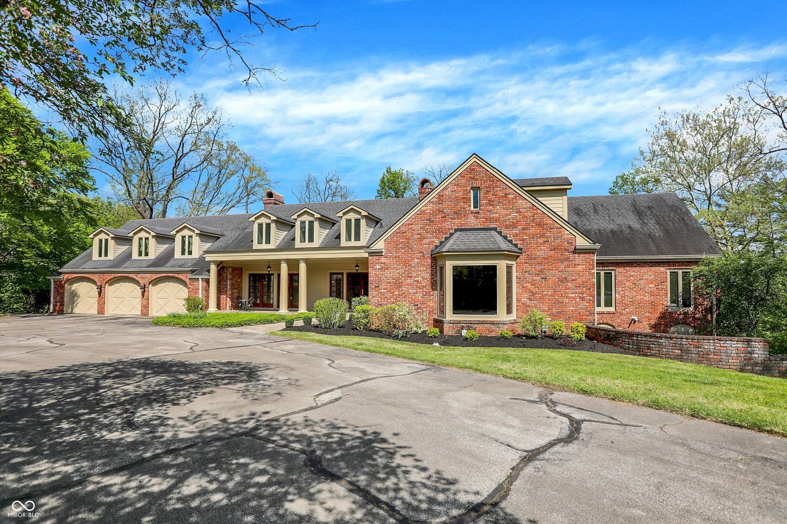 Photo of 8602 Frontgate Lane, Indianapolis, IN