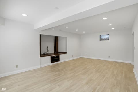 Photo of 8602 Frontgate Lane, Indianapolis, IN