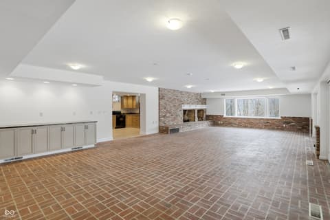 Photo of 8602 Frontgate Lane, Indianapolis, IN