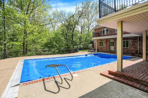 Photo of 8602 Frontgate Lane, Indianapolis, IN