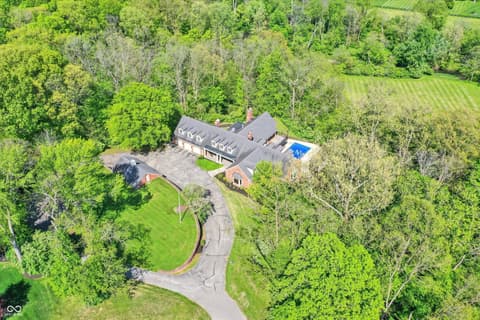 Photo of 8602 Frontgate Lane, Indianapolis, IN