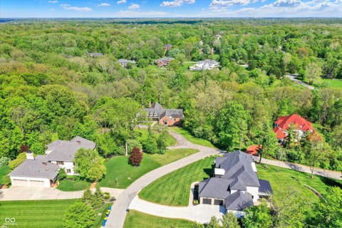 Photo of 8602 Frontgate Lane, Indianapolis, IN