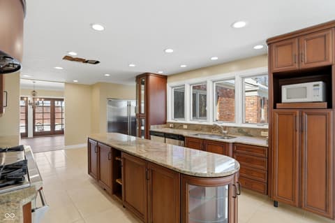 Photo of 8602 Frontgate Lane, Indianapolis, IN