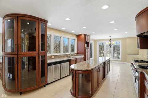 Photo of 8602 Frontgate Lane, Indianapolis, IN
