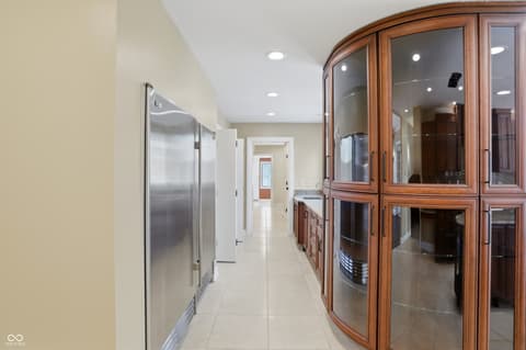 Photo of 8602 Frontgate Lane, Indianapolis, IN