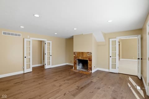 Photo of 8602 Frontgate Lane, Indianapolis, IN
