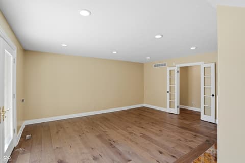 Photo of 8602 Frontgate Lane, Indianapolis, IN