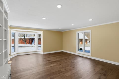 Photo of 8602 Frontgate Lane, Indianapolis, IN
