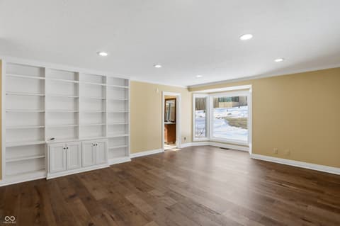 Photo of 8602 Frontgate Lane, Indianapolis, IN
