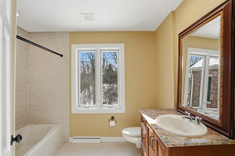 Photo of 8602 Frontgate Lane, Indianapolis, IN