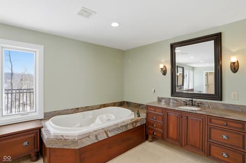 Photo of 8602 Frontgate Lane, Indianapolis, IN