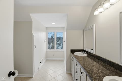 Photo of 8602 Frontgate Lane, Indianapolis, IN