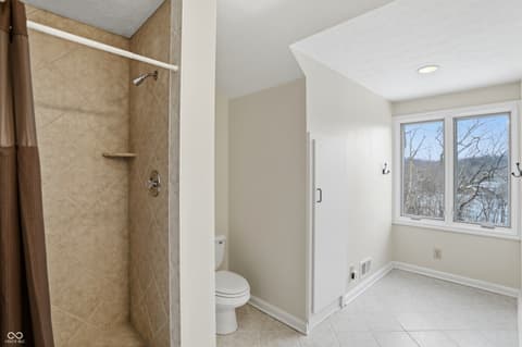Photo of 8602 Frontgate Lane, Indianapolis, IN