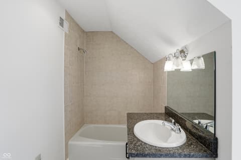 Photo of 8602 Frontgate Lane, Indianapolis, IN