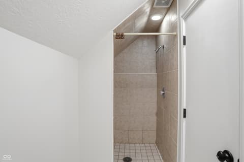Photo of 8602 Frontgate Lane, Indianapolis, IN