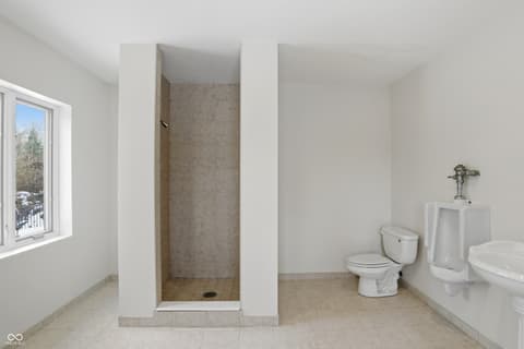 Photo of 8602 Frontgate Lane, Indianapolis, IN