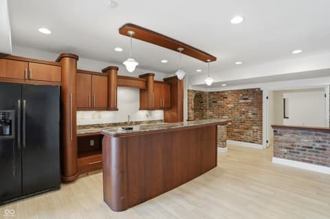 Photo of 8602 Frontgate Lane, Indianapolis, IN
