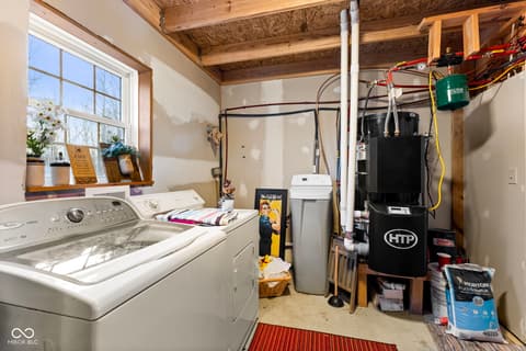 Laundry room at 6817 Siebert Trail, Nineveh, IN