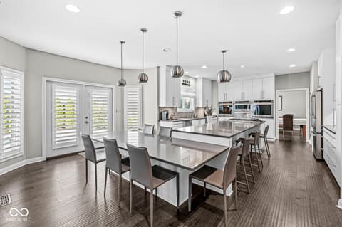 Photo of 950 Westlake Hills Drive, Columbus, IN