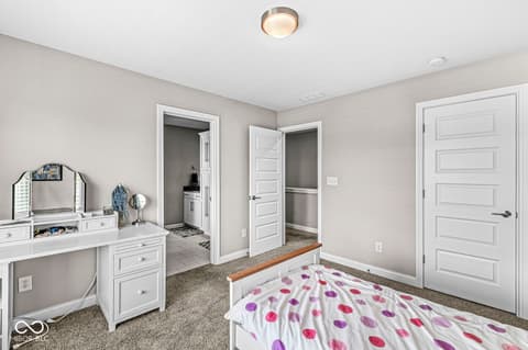 Photo of 950 Westlake Hills Drive, Columbus, IN