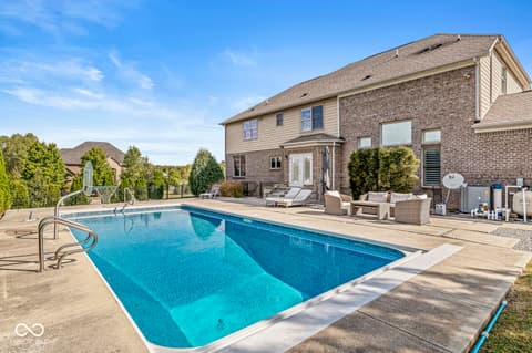 Photo of 950 Westlake Hills Drive, Columbus, IN