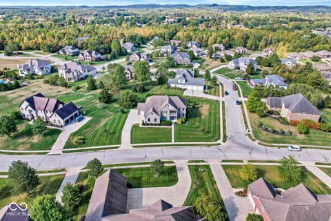 Photo of 950 Westlake Hills Drive, Columbus, IN