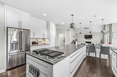 Photo of 950 Westlake Hills Drive, Columbus, IN