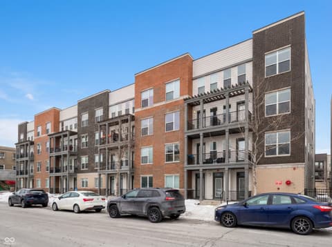 Photo of 727 N Illinois Street, Indianapolis, IN
