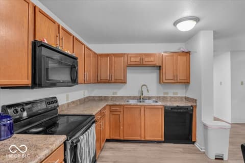 Kitchen at 951 Curlew Lane, Greenwood, IN
